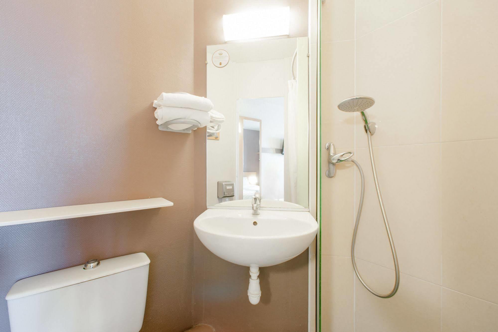 B&B Hotel Troyes Saint-Parres-Aux-Tertres Экстерьер фото